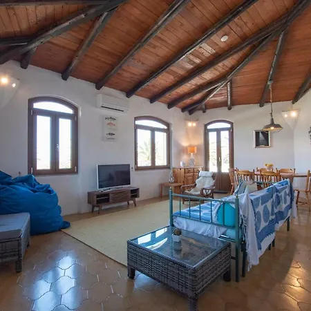 Move To Sardinia Sara 발레도리아
